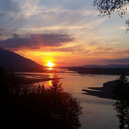 The Fraser River'S Edge B&B Lodge Chilliwack Eksteriør bilde